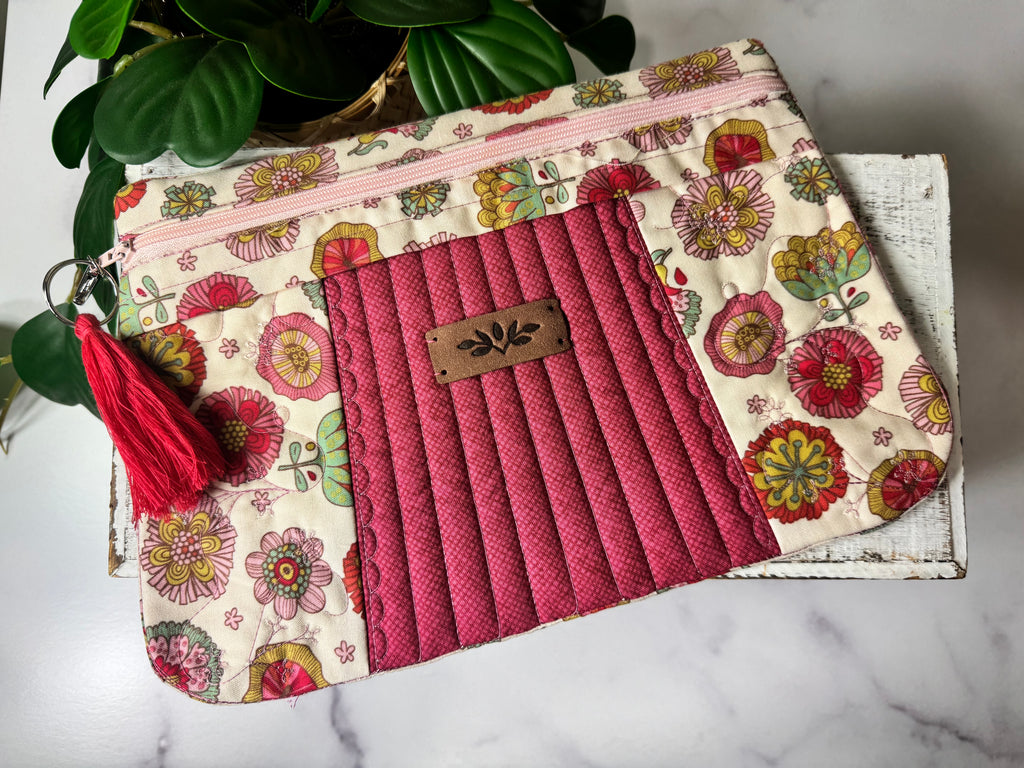 Quilted Zipper Bag - Pink Center