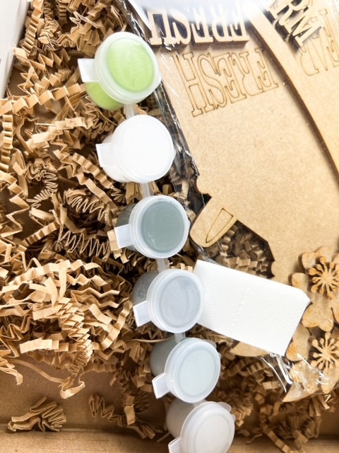 Fresh Farm Flowers in Tin Kit